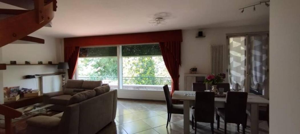 Merone Lukas Home Con Il Cuore Appartamento 3 Camere Al Piano Terra E Appartamento 1 Camera In Taverna מראה חיצוני תמונה